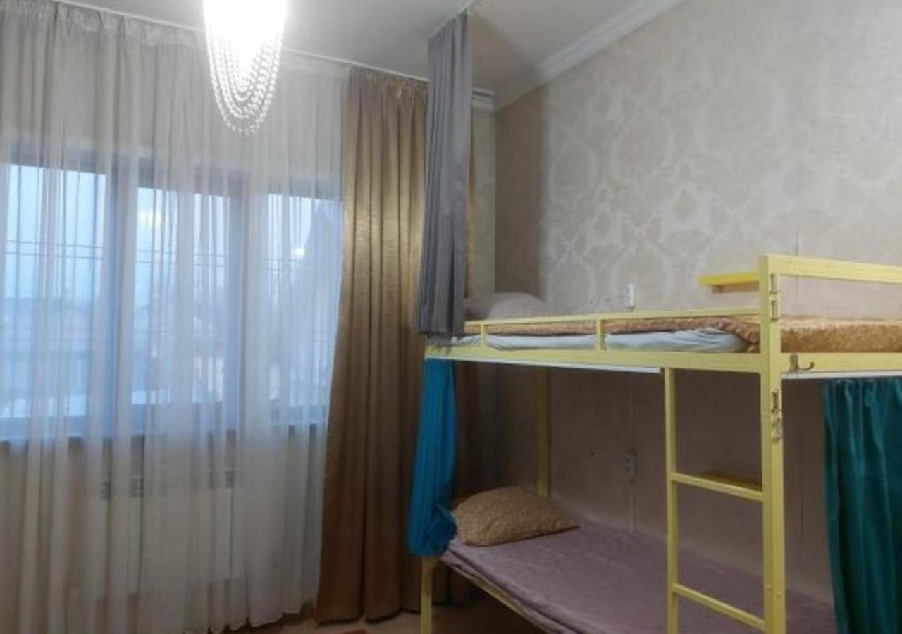 Room Hostel Dostyk Almaty Exterior foto